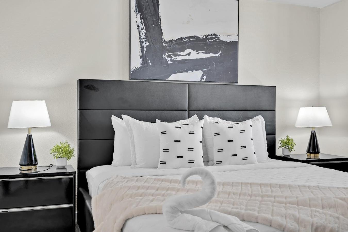 Cozy Retreat 2 Bedroom Hideaway Moments From The Sand Бойнтън Бийч Екстериор снимка